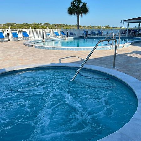 Bayshore Yatch Tennis Condo 2Br 3 Beds, Walking Distance To Beautiful Quite Beach Clearwater Beach Exterior foto